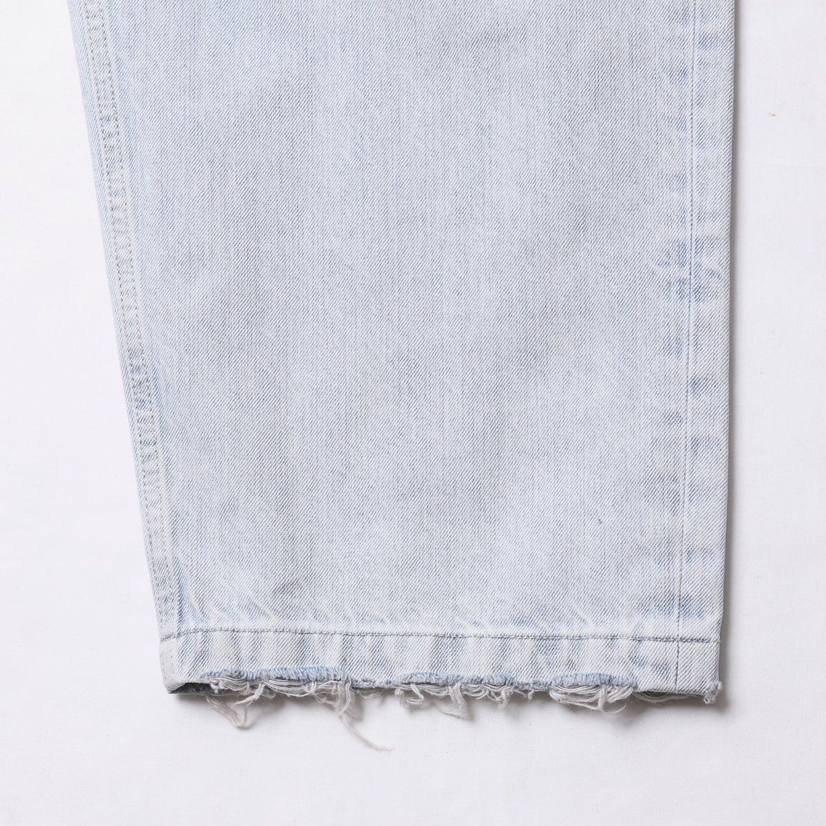 Liberaiders BAGGY DENIM PANTS リベレイダース バギー デニム パンツ 737042603【メンズ スラブデニム バギーパンツ バギーシルエット ケミカルウォッシュ 26FW】