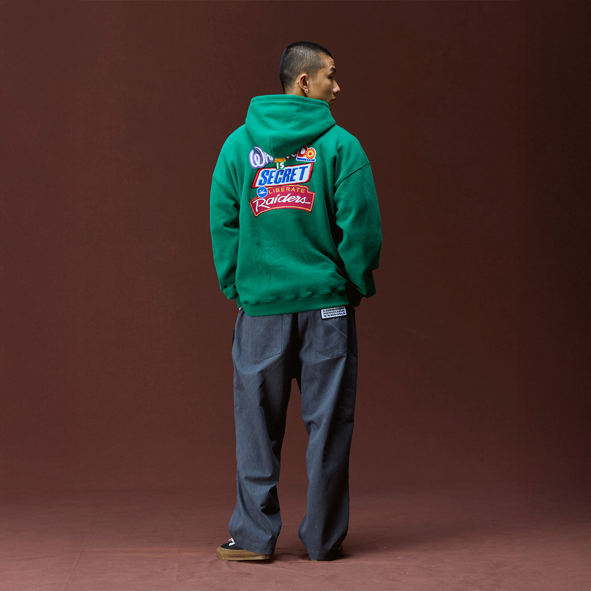 Liberaiders T/C SARROUEL CHINO PANTS リベレイダース T/C サルエル チノパンツ 737092603【メンズ サルエルパンツ ツイル素材 ワッペン カジュアル デイリーユース  26FW】