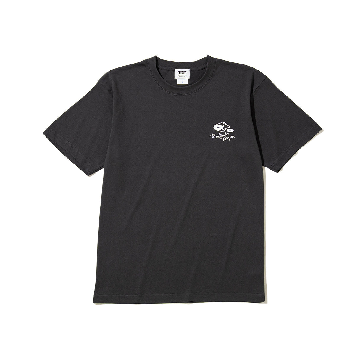 坩堝 OLD SKOOL 皿回 TEE (RUTSUBO×YU SUDA） RUTSUBO オールドスクール 皿回 ティー R26FA-SUDA-TS2【メンズ 半袖Tシャツ グラフィックデザイン ストリート コットンボディ 26FW】