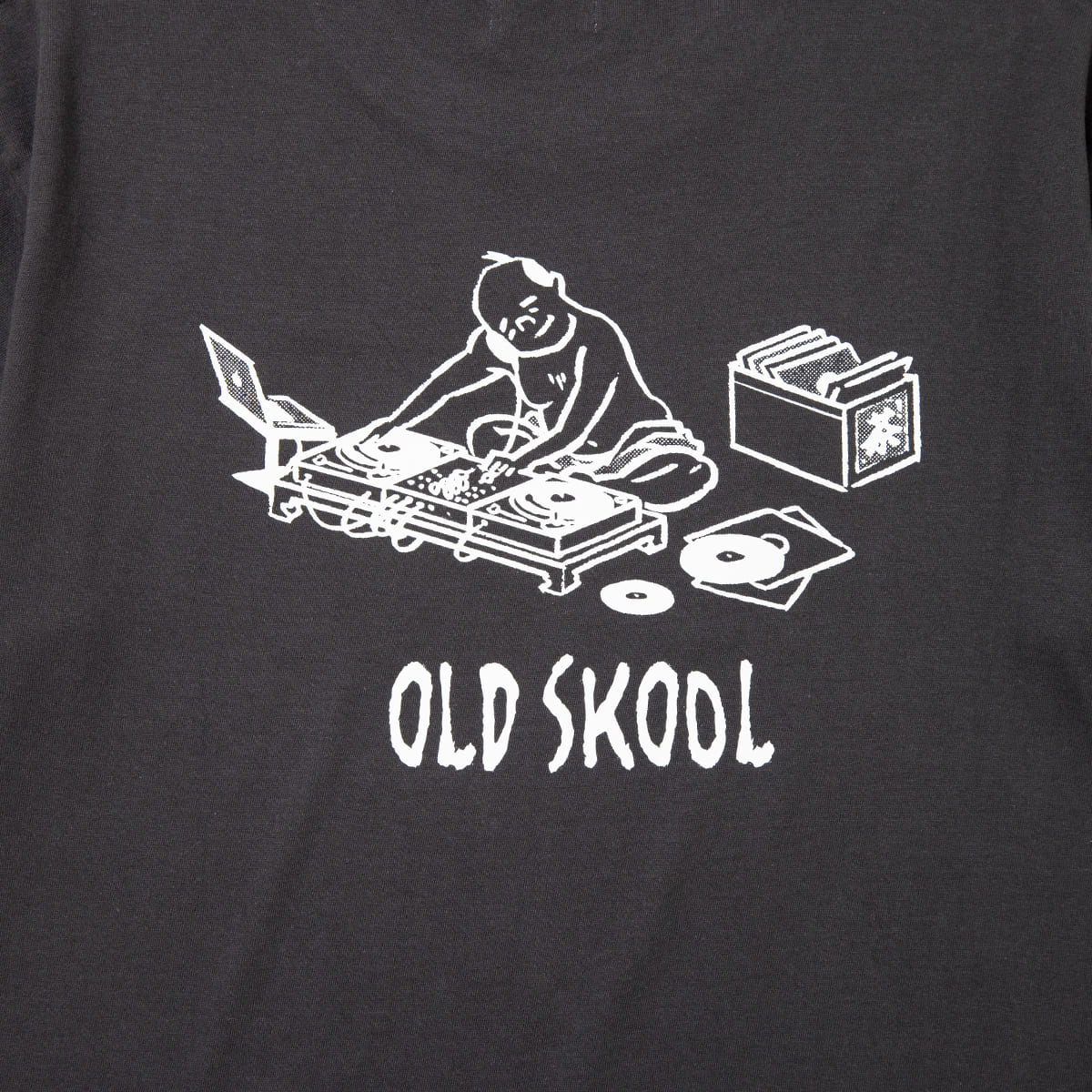 坩堝 OLD SKOOL 皿回 TEE (RUTSUBO×YU SUDA） RUTSUBO オールドスクール 皿回 ティー R26FA-SUDA-TS2【メンズ 半袖Tシャツ グラフィックデザイン ストリート コットンボディ 26FW】