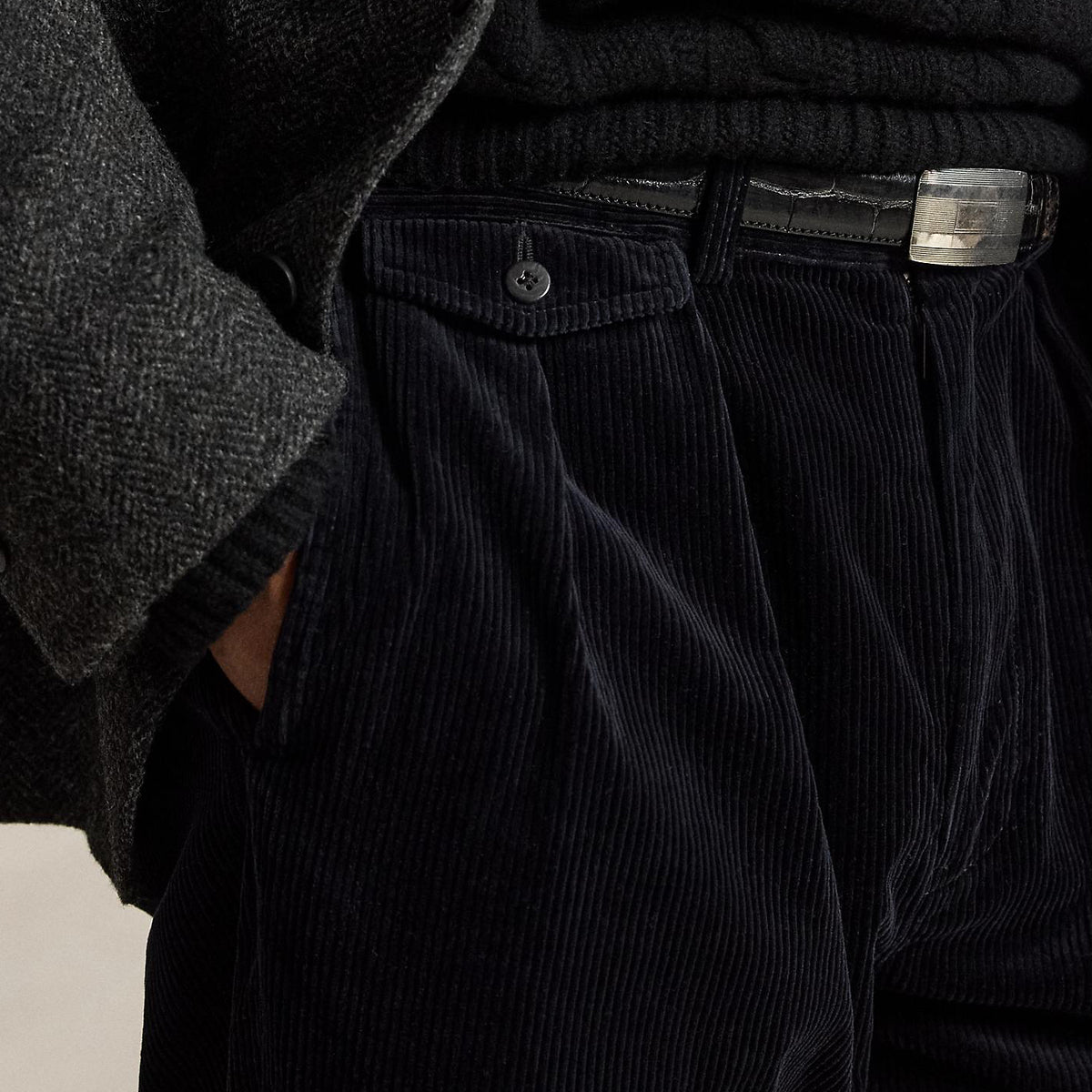 POLO RALPH LAUREN RALAXED FIT CORDUROY WHITMAN CHINO PLEATED PANTS ポロ ラルフ ローレン リラックスドフィット コーデュロイ ホイットマン チノ プリーテッドパンツ MNPOPNT14H20105001【メンズ コーデュロイ チノパン カジュアル デイリーユース 26FW】
