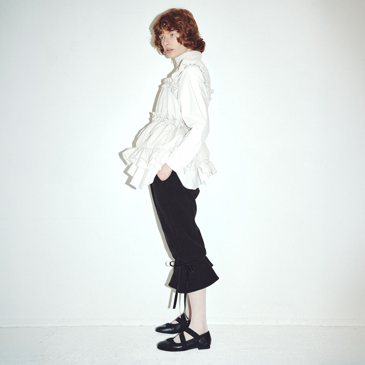 naokitomizuka Reebok Quilted Vest ナオキトミヅカ リーボック キルテッドベスト GRNTJ015【レディース ジップベスト キルト フリル コード付き ロゴ刺繍 26FW】