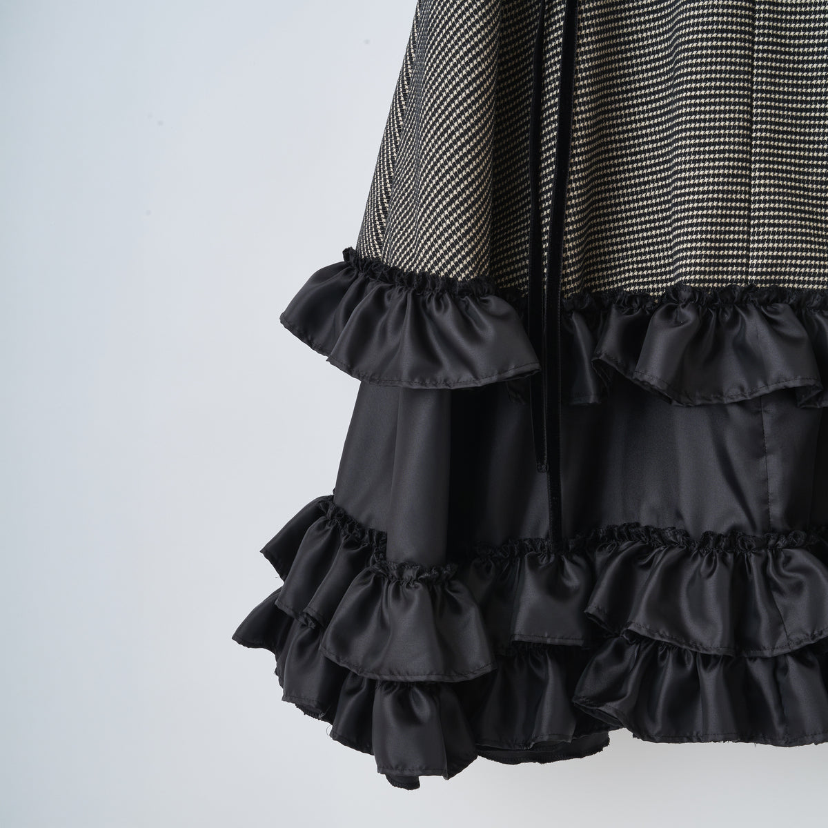 naokitomizuka Sleeveless Ruffle Dress ナオキトミヅカ スリーブレスラッフルドレス GRNTO023【レディース ショート丈ドレス ミニワンピース ベルベットリボン 26FW】
