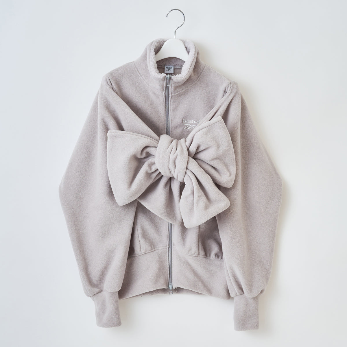 naokitomizuka Reebok Big Ribbon Fleece ナオキトミヅカ リーボック ビッグリボンフリース GRNTT028【レディース ジップジャケット リボン マフラー フリース ロゴ刺繍 26FW】