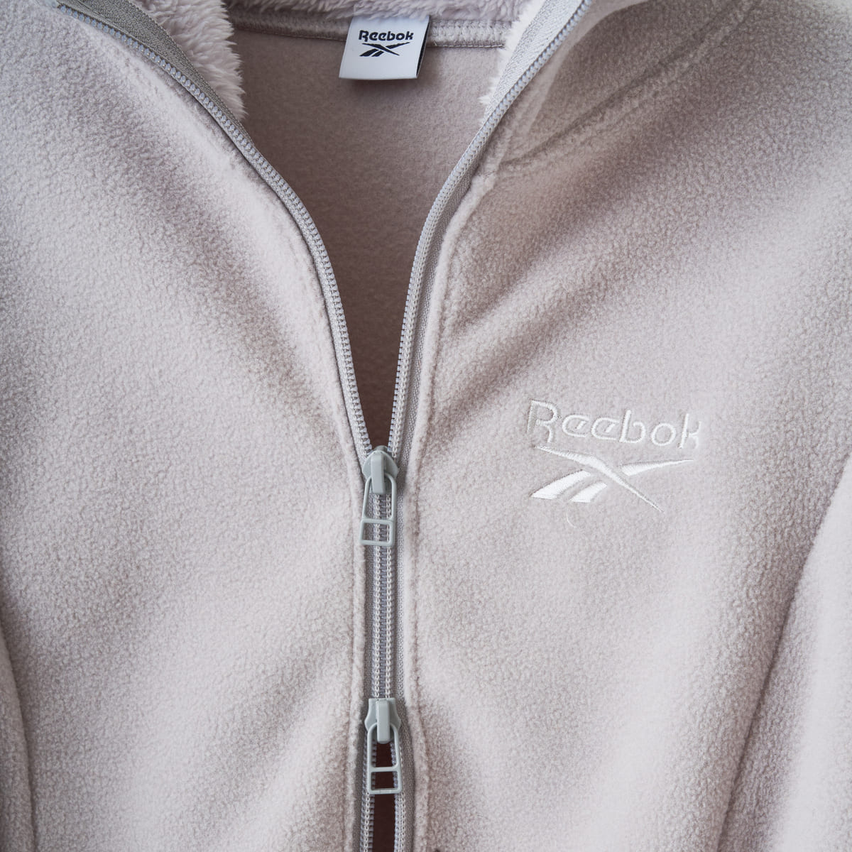 naokitomizuka Reebok Big Ribbon Fleece GRNTT028 – Kinetics