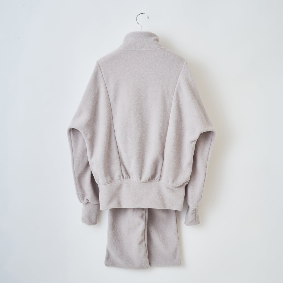 naokitomizuka Reebok Big Ribbon Fleece ナオキトミヅカ リーボック ビッグリボンフリース GRNTT028【レディース ジップジャケット リボン マフラー フリース ロゴ刺繍 26FW】