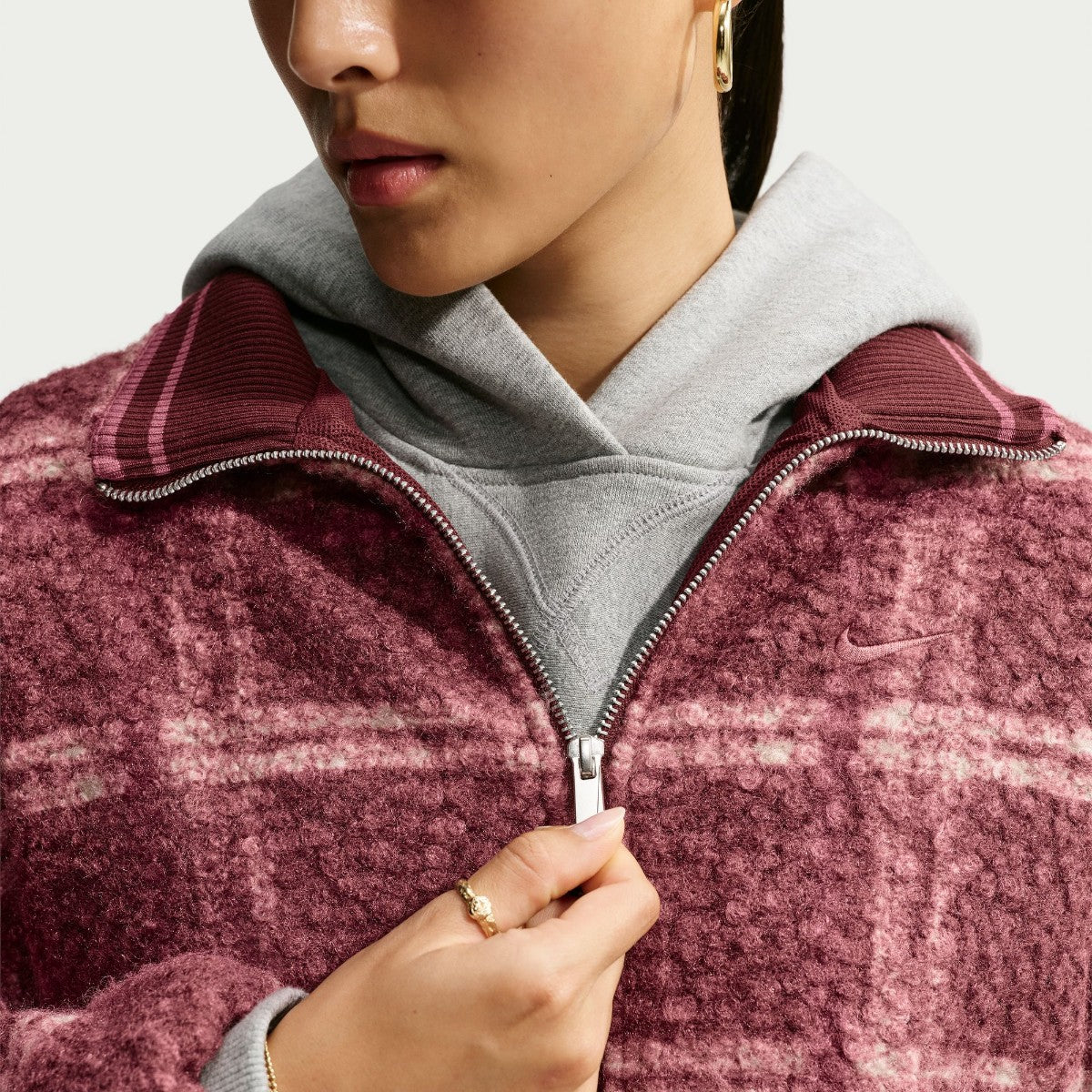 NIKE Oversized Plaid High Pile Fleece Jacket ナイキ オーバーサイズド プレイド ハイパイル フリース ジャケット IQ8269【レディース フリースジャケット チェック柄 ストライプリブ 26FW】
