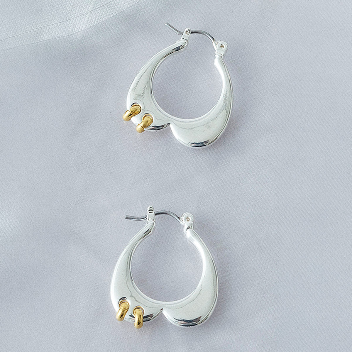 LAPUIS Plate heart pierced earrings ラピュイ プレート ハート ピアスド イヤリングス 263-220115【レディース ハートピアス ハートモチーフ フープピアス 26FW】