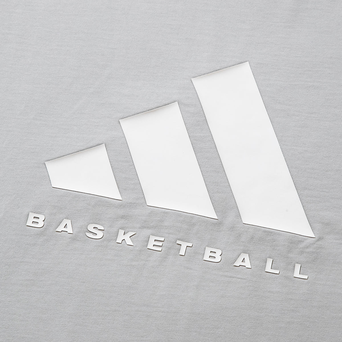 BASKETBALL TEE