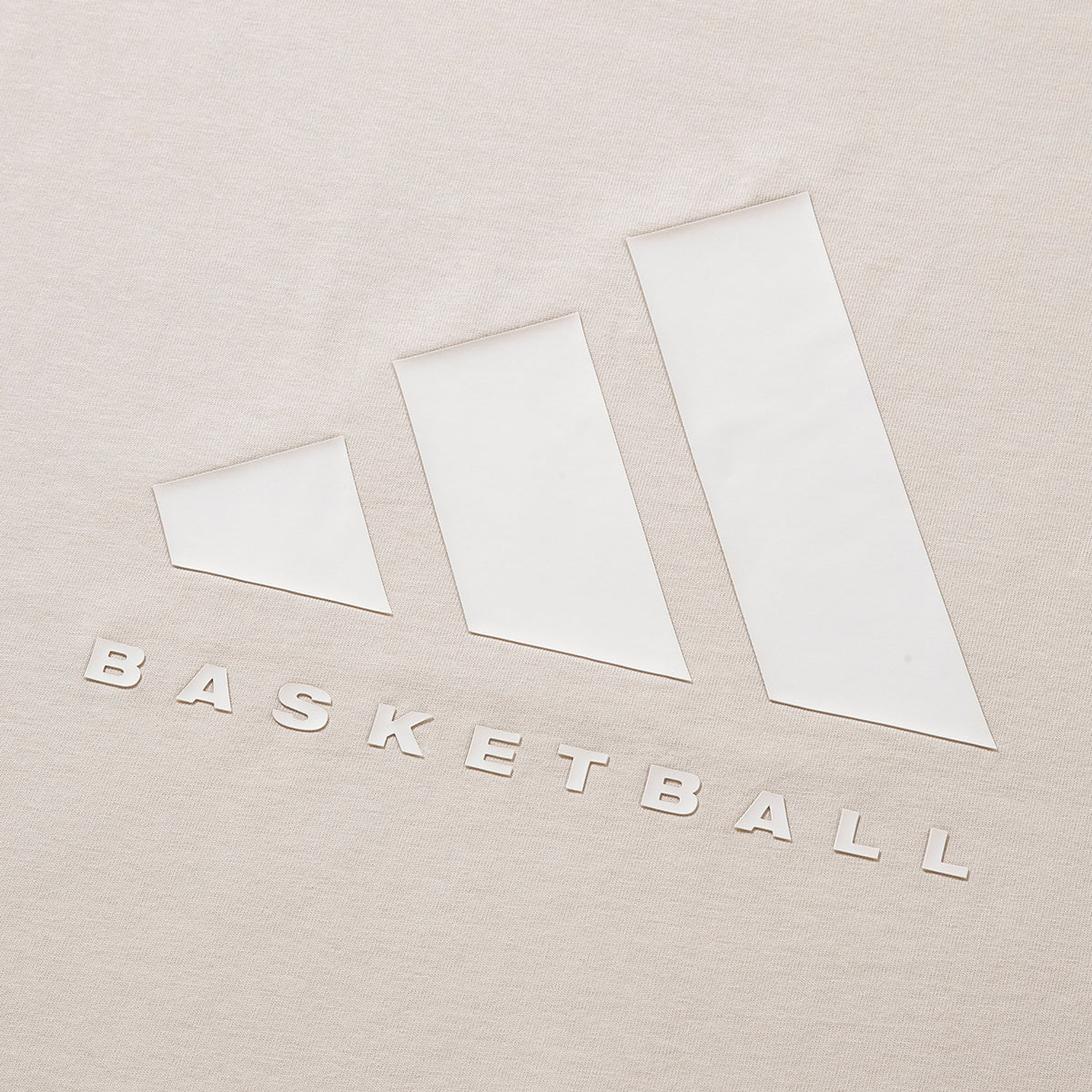 BASKETBALL TEE