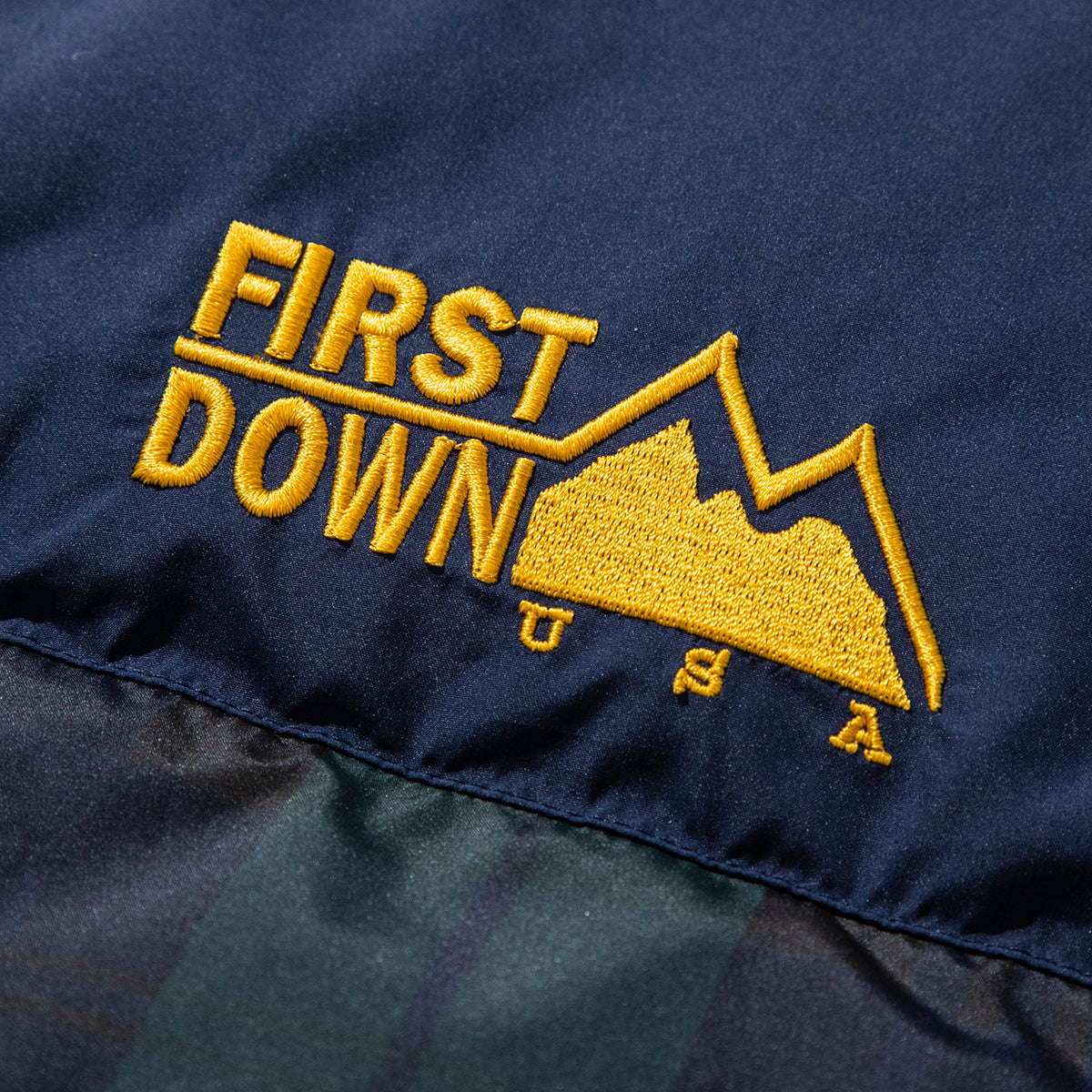 Kinetics × FIRST DOWN BUBBLE DOWN JKT MICROFT(R) 【11月上旬発送予定】